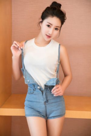 漂亮的小姨子韩国_蓝光在线视频观看