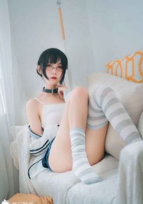 公主被两个师傅调教的小说_BD国语在线观看