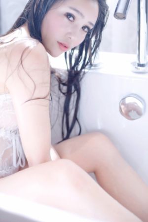 高冷的老师_1080P超清在线观看