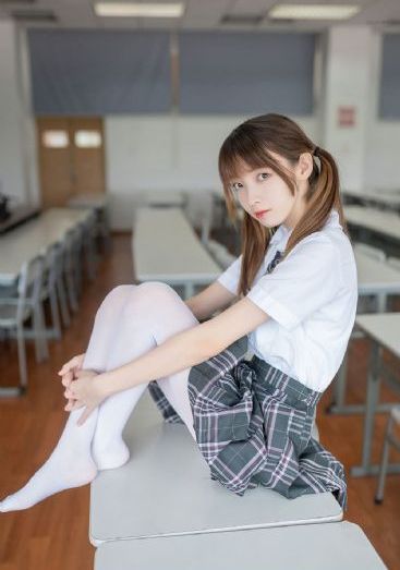 小美人鱼3_1080P电影在线观看