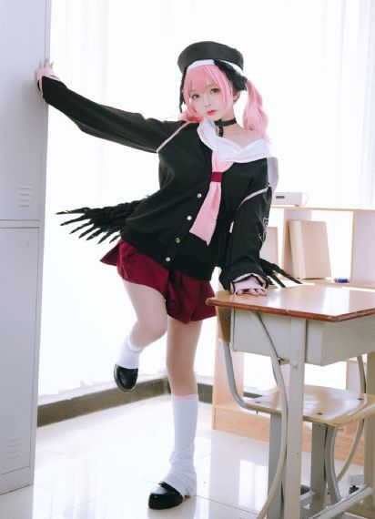 h版俄罗斯女子学院720p_完整版电影在线观看