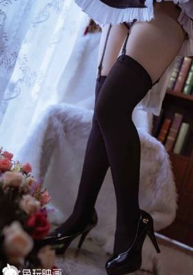 被黑人扒开双腿猛进入_720全集在线观看