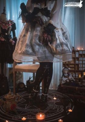 亚洲大片在线观看_十万网红美女美酱